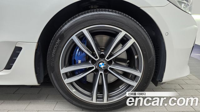 BMW Gran Turismo 2022 — photo 7
