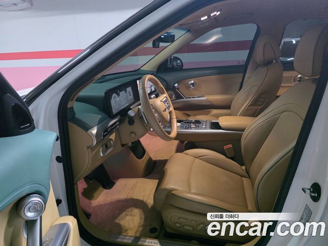 Genesis GV60 2023 — photo 14
