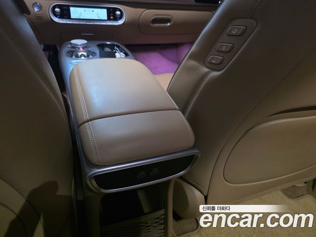 Genesis GV60 2023 — photo 18