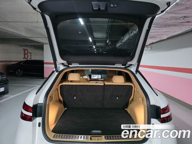 Genesis GV60 2023 — photo 19