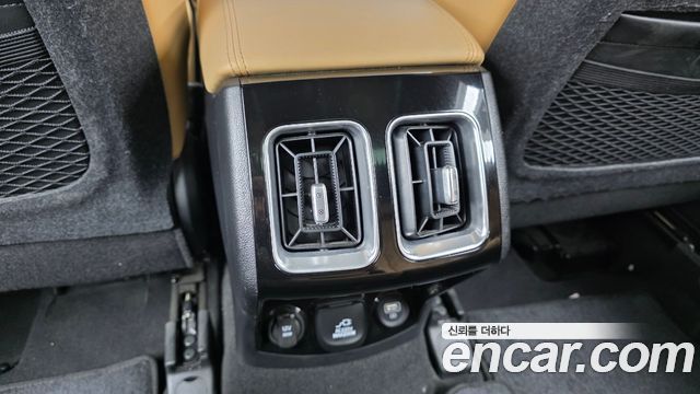 Kia Sorento 2021 — photo 32