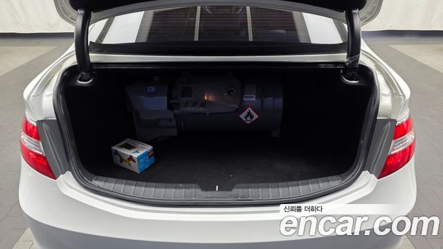 Hyundai Grandeur 2015 — photo 20