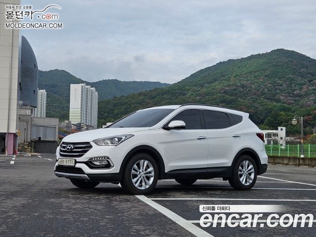Hyundai Santafe 2018 — photo 1