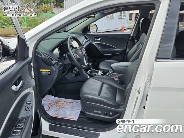 Hyundai Santafe 2018 — photo 15