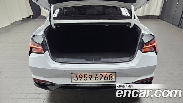 Hyundai AVANTE 2021 — photo 22