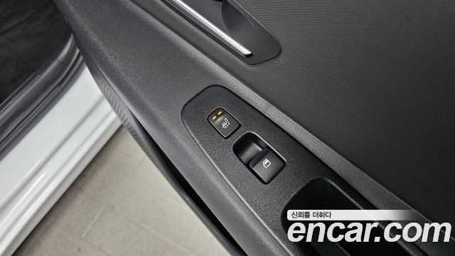 Hyundai AVANTE 2021 — photo 27