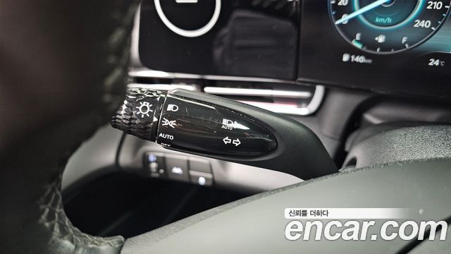 Hyundai AVANTE 2021 — photo 28