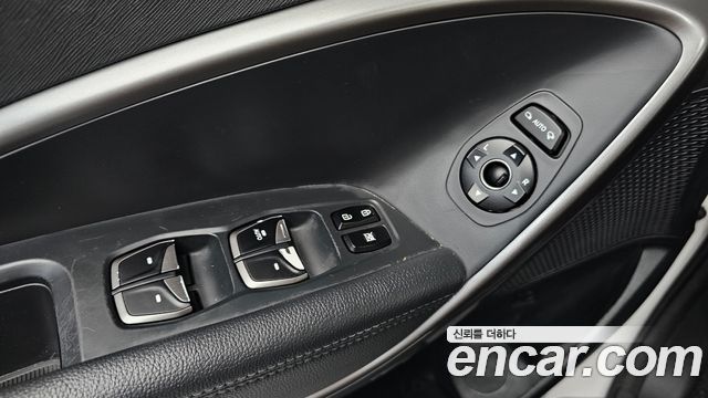 Hyundai Santafe 2017 — photo 18