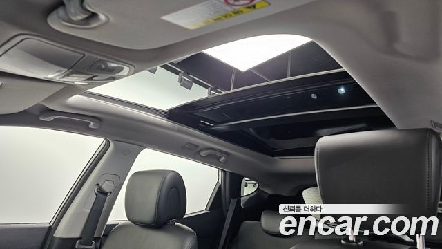 Hyundai Santafe 2017 — photo 23