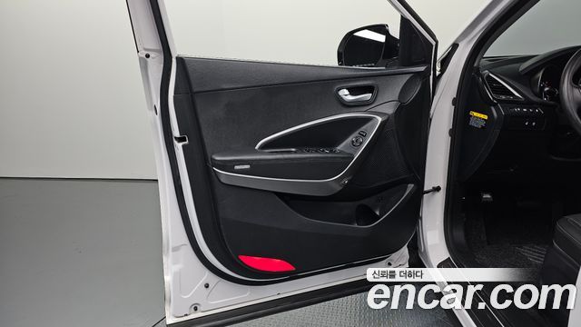 Hyundai Santafe 2017 — photo 14