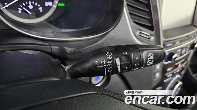 Hyundai Santafe 2017 — photo 27