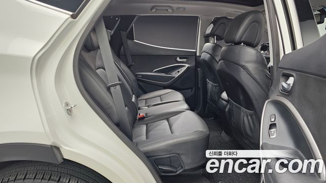 Hyundai Santafe 2017 — photo 29