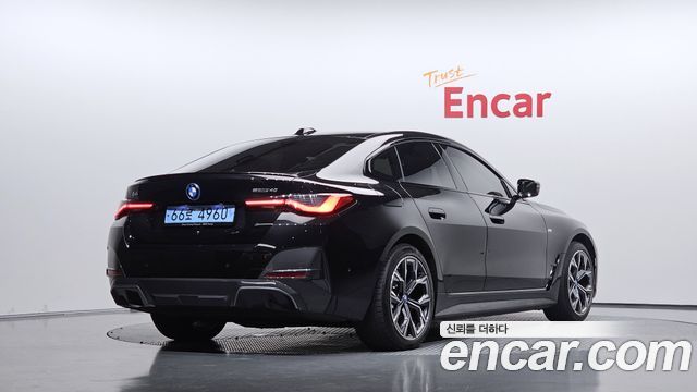 BMW i4 2023 — photo 2