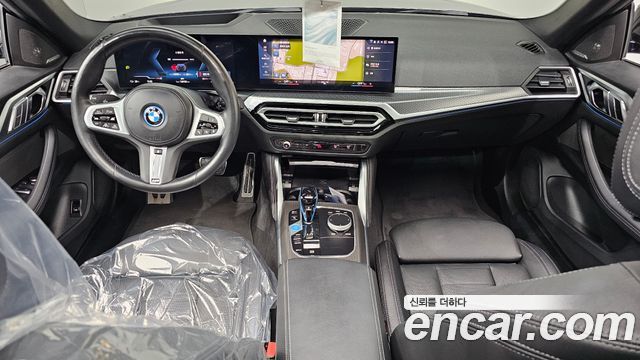 BMW i4 2023 — photo 10