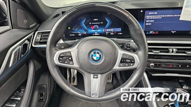 BMW i4 2023 — photo 19