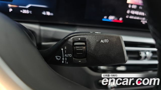 BMW i4 2023 — photo 26