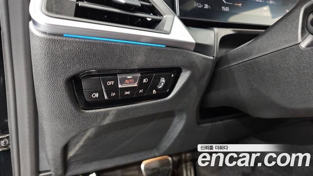 BMW i4 2023 — photo 30
