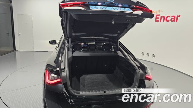 BMW i4 2023 — photo 36
