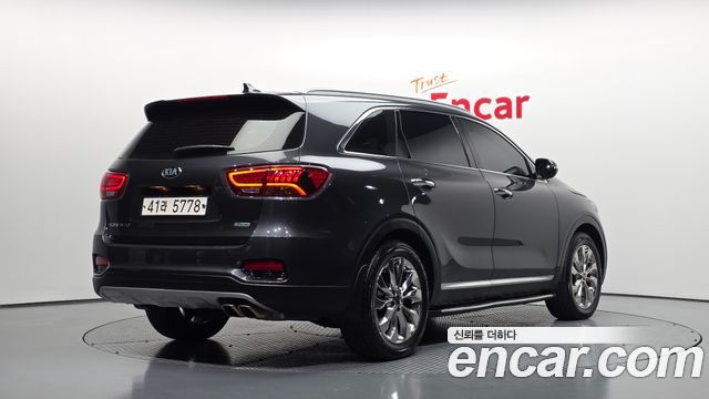 Kia Sorento 2018 — photo 2