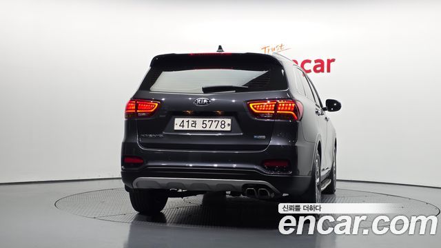 Kia Sorento 2018 — photo 4
