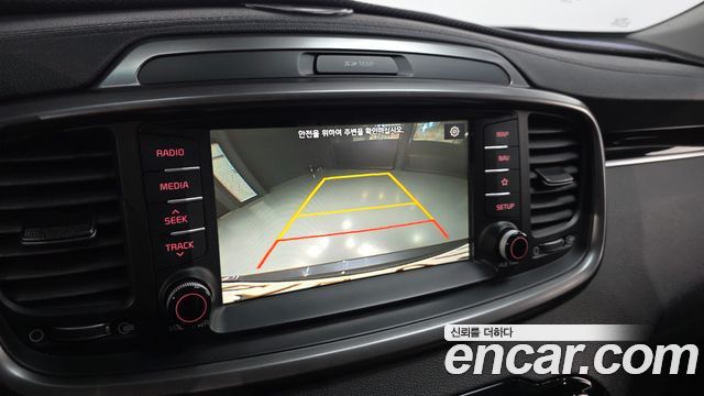 Kia Sorento 2018 — photo 21