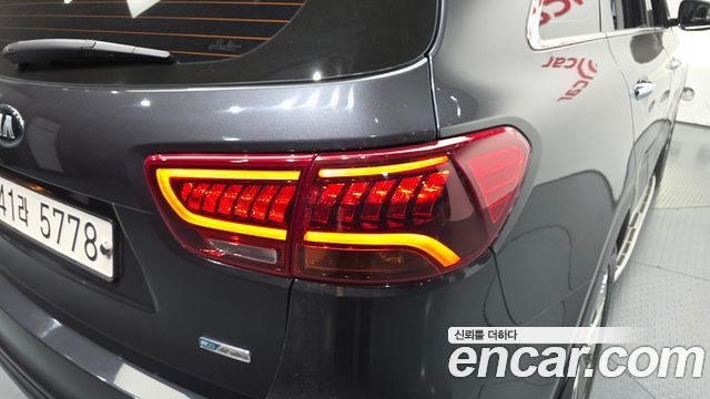 Kia Sorento 2018 — photo 9