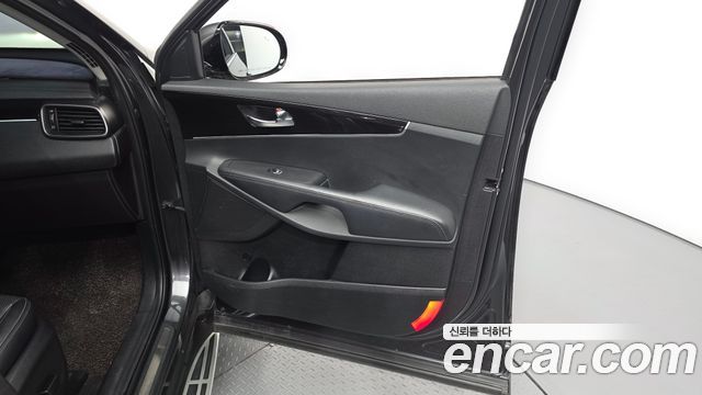 Kia Sorento 2018 — photo 14
