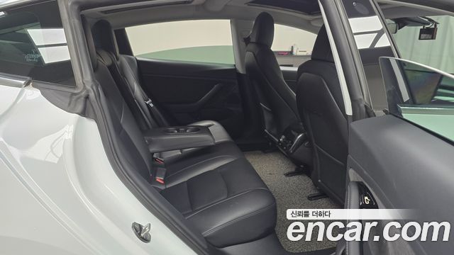 Tesla Model 3 2020 — photo 17