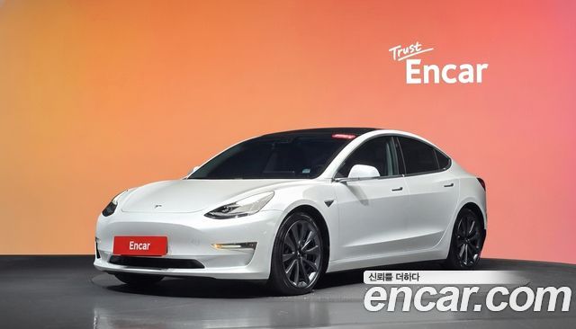 Tesla Model 3 2020 — photo 1