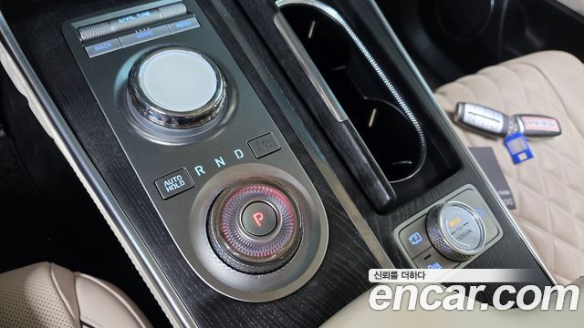 Genesis GV80 2023 — photo 12