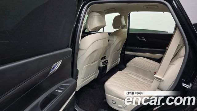 Genesis GV80 2023 — photo 18
