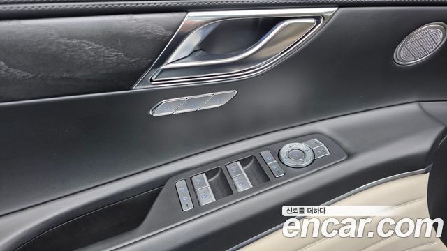 Genesis GV80 2023 — photo 26