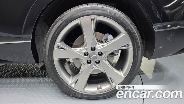 Genesis GV80 2023 — photo 7