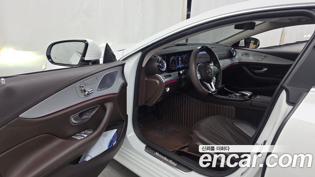 Mercedes-Benz CLS-Class 2019 — photo 10