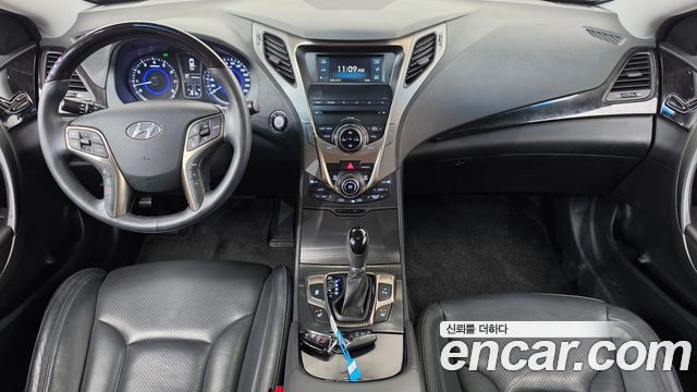Hyundai Grandeur 2013 — photo 10
