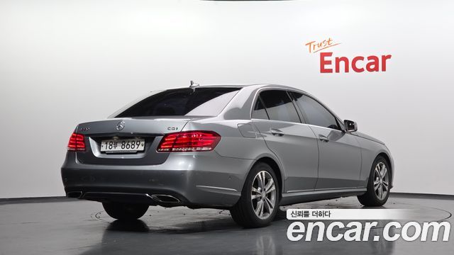 Mercedes-Benz E-Class 2014 — photo 2