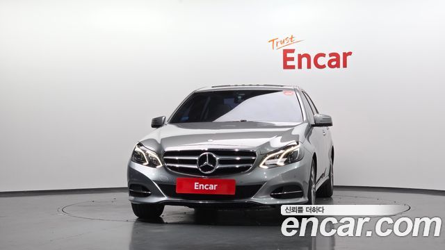 Mercedes-Benz E-Class 2014 — photo 3