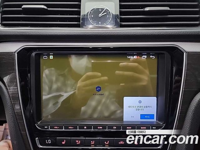 Volkswagen Passat 2018 — photo 15