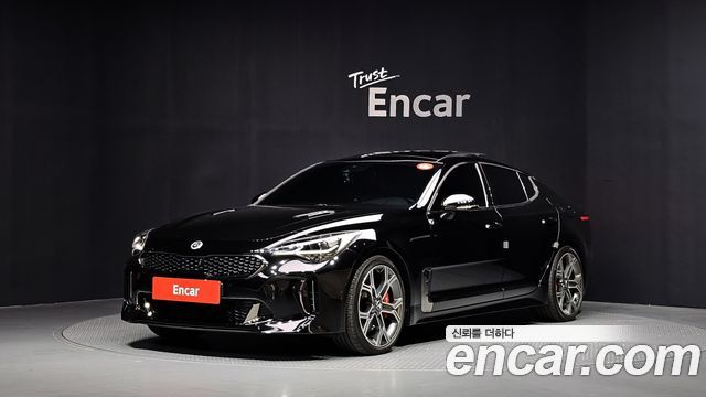 Kia Stinger 2018 — photo 1