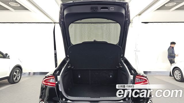 Kia Stinger 2018 — photo 20