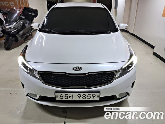 Kia K3 2018 — photo 7