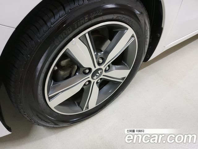 Kia K3 2018 — photo 8