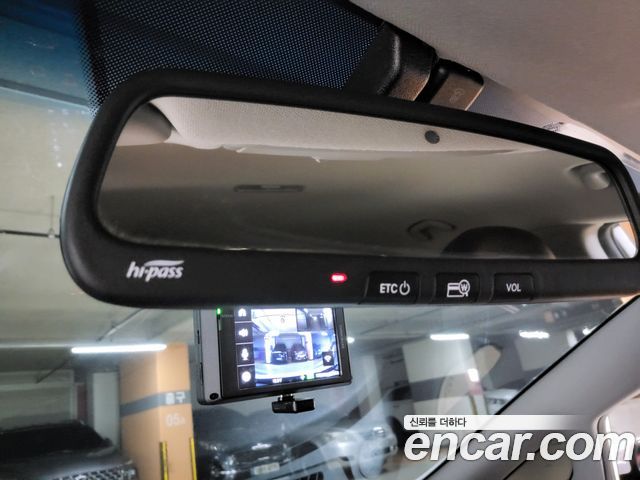 Kia K3 2018 — photo 15