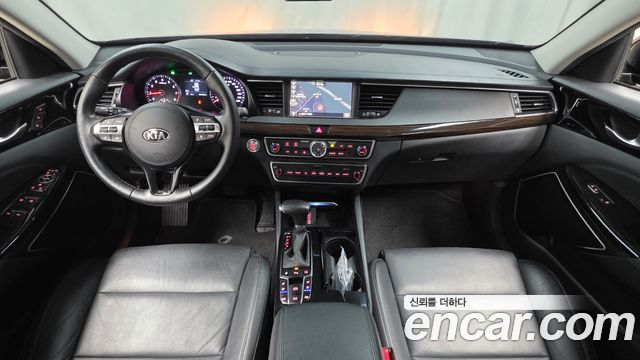 Kia K7 2019 — photo 10