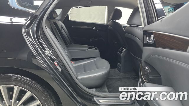 Kia K7 2019 — photo 17