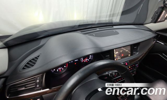 Kia K7 2019 — photo 19