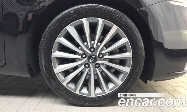 Kia K7 2019 — photo 7