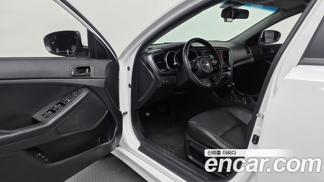Kia K5 2015 — photo 10