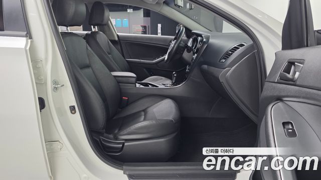 Kia K5 2015 — photo 11