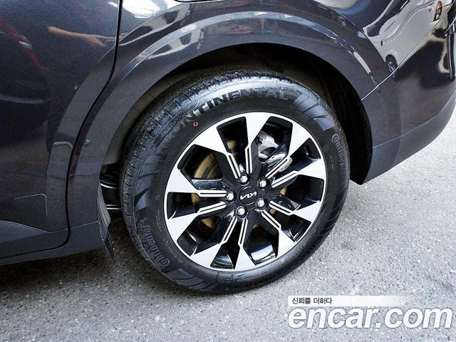 Kia Canival 2023 — photo 20